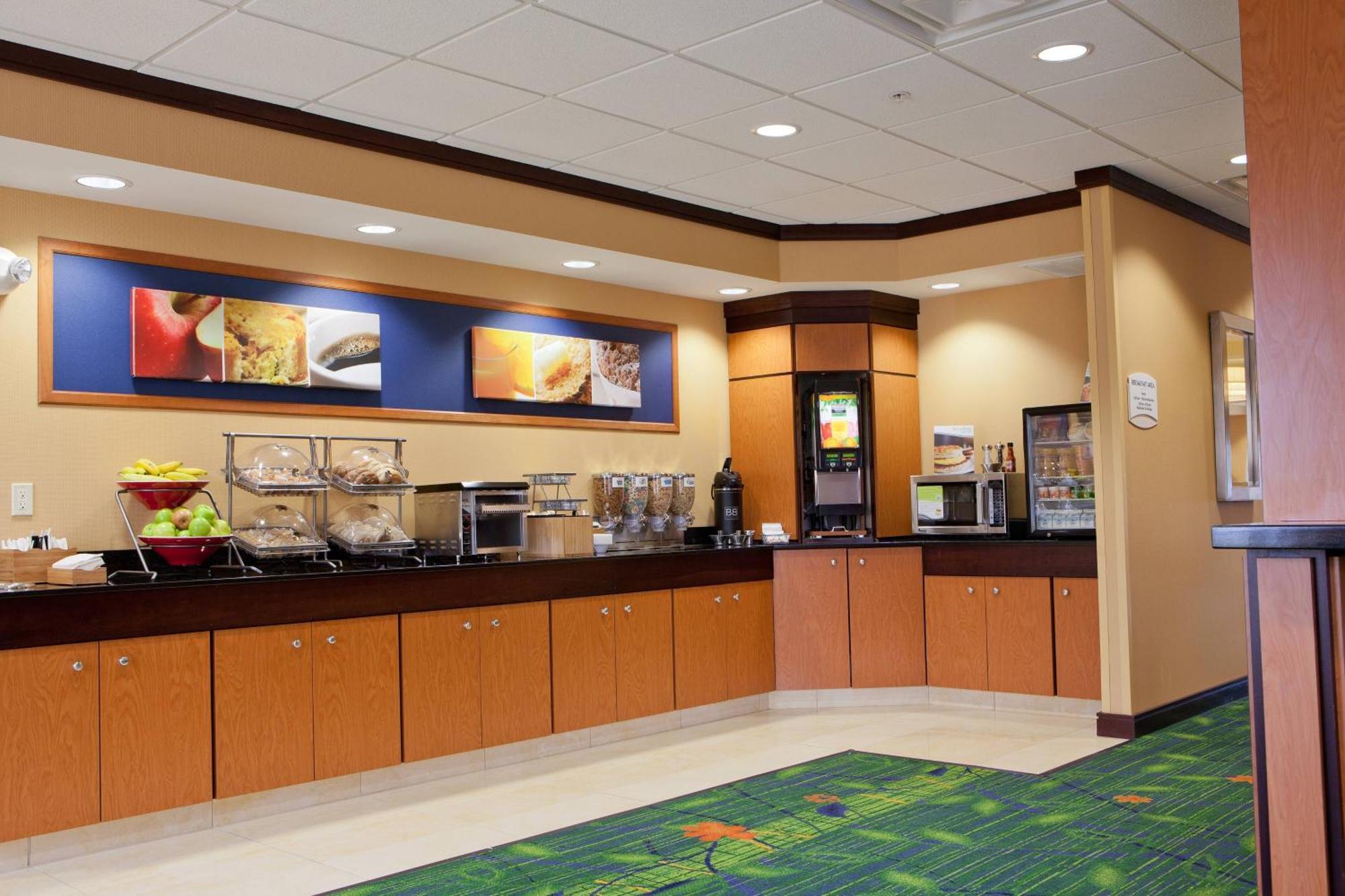 Fairfield Inn And Suites Flint Fenton Exterior photo