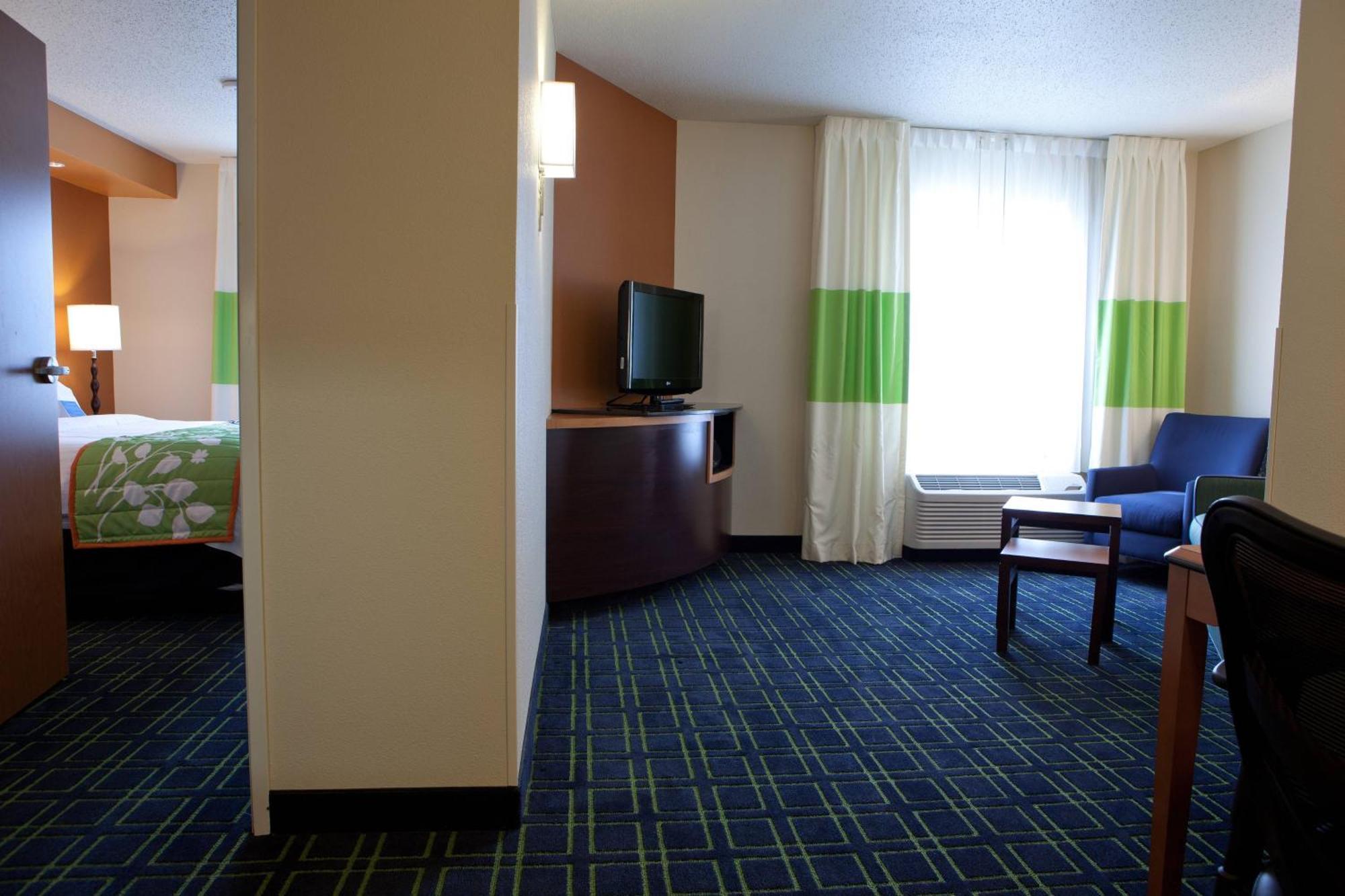 Fairfield Inn And Suites Flint Fenton Exterior photo